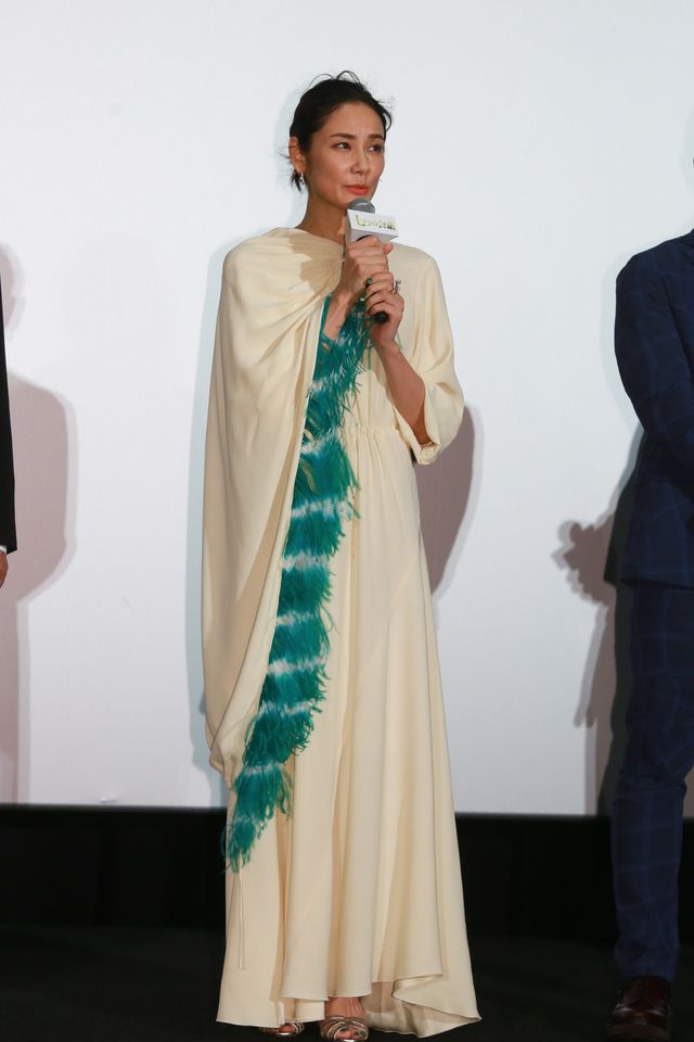 吉田羊、華やかなドレス姿！映画『七つの会議』完成披露（5枚目）