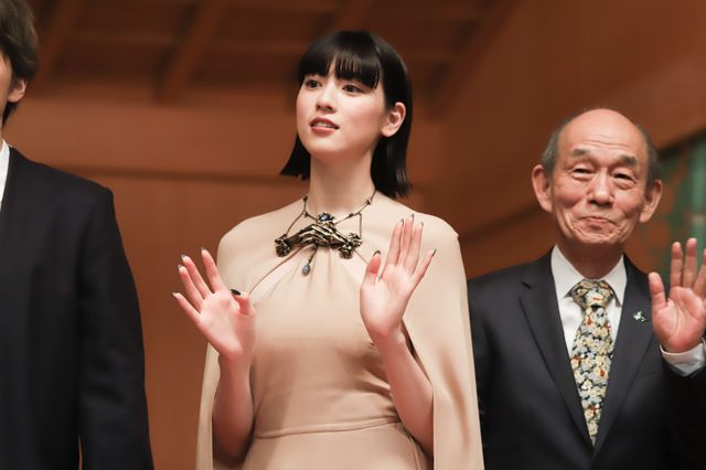 伊藤健太郎、三吉彩花、伊藤沙莉ら登場！『十二単衣を着た悪魔』完成披露報告会（11枚目）