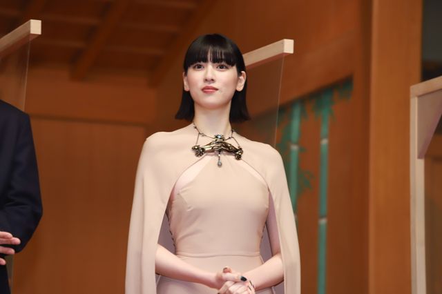 伊藤健太郎、三吉彩花、伊藤沙莉ら登場！『十二単衣を着た悪魔』完成披露報告会（17枚目）