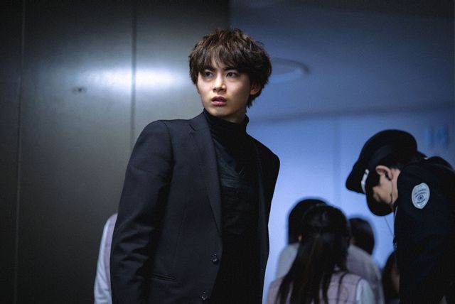 高橋海人＆中村倫也W主演！TBS系・金曜ドラマ「DOPE　麻薬取締部特捜課」第1話（10枚目）