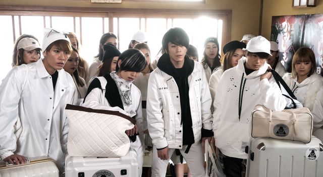 縦笛兄弟も出演！映画『DTC －湯けむり純情篇－ from HiGH&LOW』場面写真（4枚目）