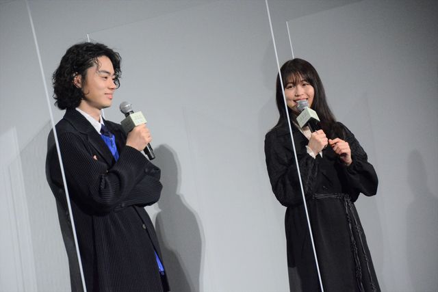 菅田将暉＆有村架純、黒の装いで登場！「はな恋」トーク：フォトギャラリー