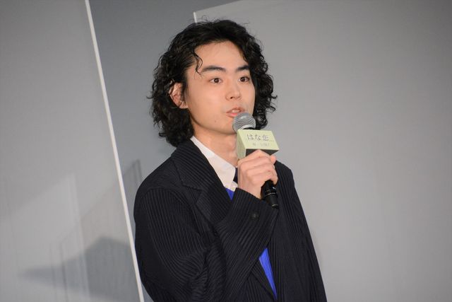 菅田将暉＆有村架純、黒の装いで登場！「はな恋」トーク（4枚目）