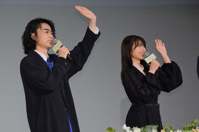 菅田将暉＆有村架純、黒の装いで登場！「はな恋」トーク（8枚目）
