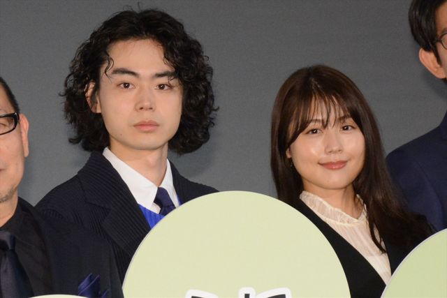 菅田将暉＆有村架純、黒の装いで登場！「はな恋」トーク（13枚目）