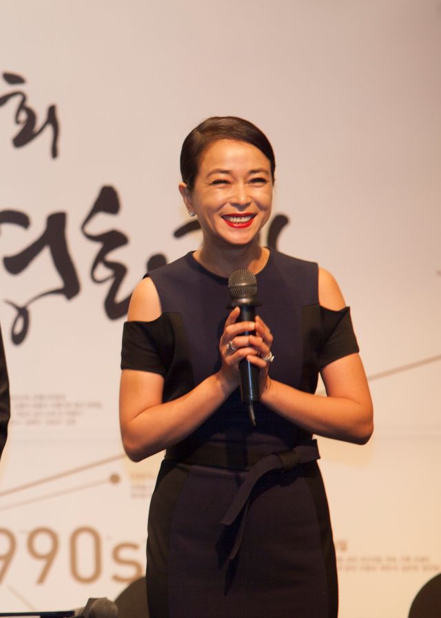 イ・ビョンホンが語る！第50回大鐘賞映画祭記者会見フォトギャラリー（4枚目）