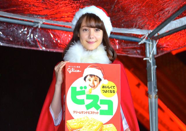 トリンドル玲奈、恋人と過ごしたクリスマスの思い出は…「どうだったかな？」　画像ギャラリー（4枚目）
