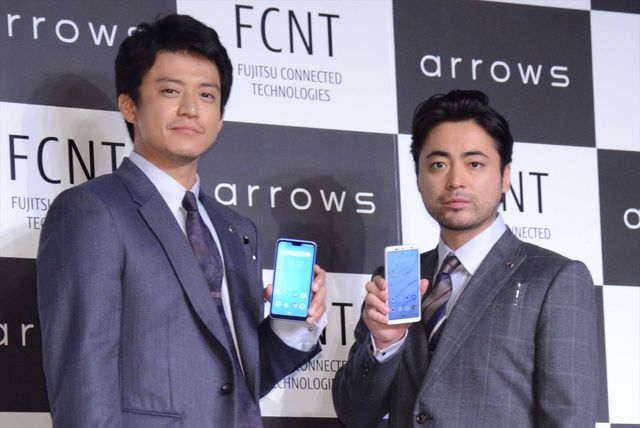 小栗旬、山田孝之のトークに爆笑！arrows新商品・新CM発表会（8枚目）