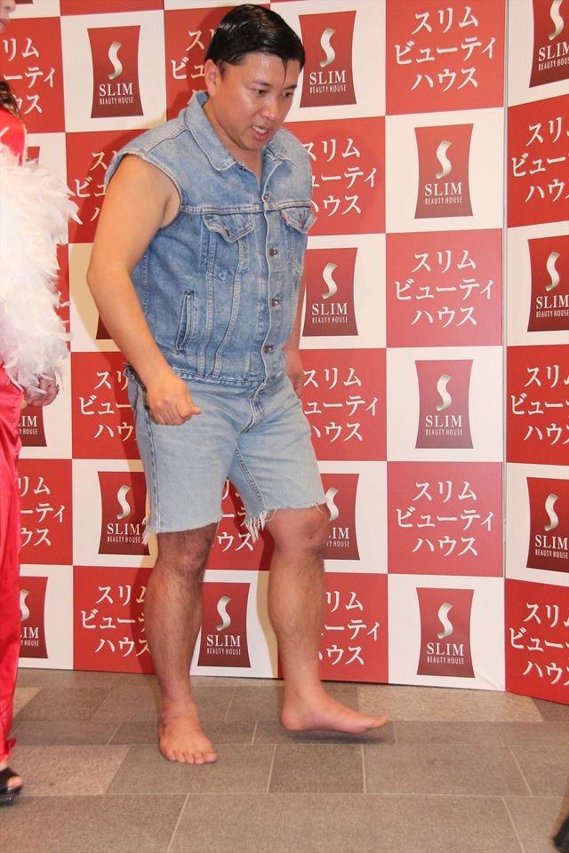 大場久美子、大胆衣装で登場！フォトギャラリー（11枚目）