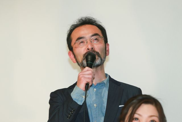 ゲス映画初日に恵比寿マスカッツ川上奈々美らがみこしでヒット祈願！　会場は「ゲスゲス！」とカオスに　画像ギャラリー（2枚目）