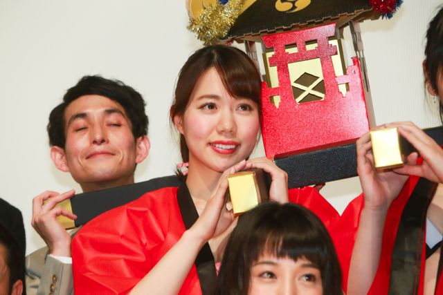 ゲス映画初日に恵比寿マスカッツ川上奈々美らがみこしでヒット祈願！　会場は「ゲスゲス！」とカオスに　画像ギャラリー（10枚目）