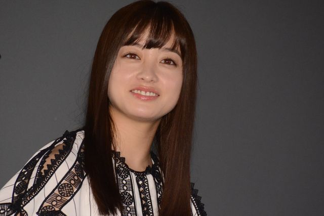 平野紫耀＆橋本環奈、声援に笑顔！『かぐや様は告らせたい　～天才たちの恋愛頭脳戦～』大ヒット御礼舞台あいさつ：フォトギャラリー