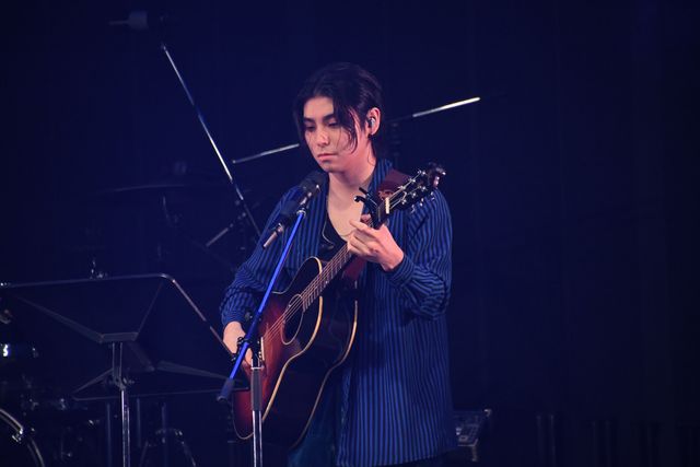 アイナ・ジ・エンド×松村北斗×村上虹郎らが圧巻のパフォーマンス！『キリエのうた』プレミアライブ（14枚目）