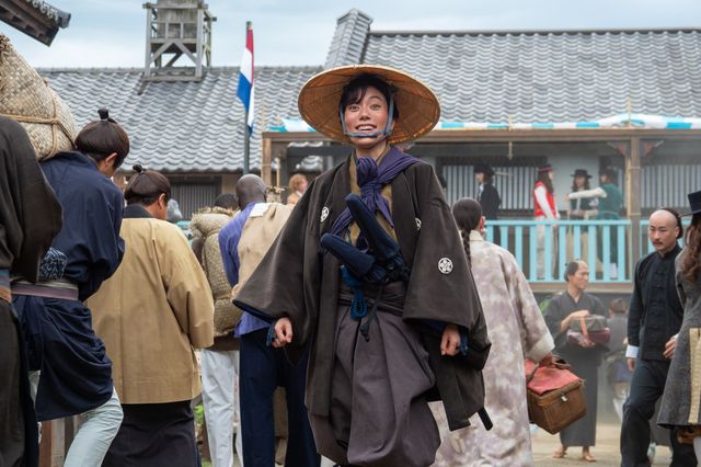 平賀源内、青沼、田沼意次「大奥 Season2」より（3枚目）