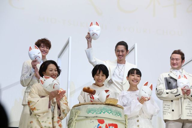 小関裕太、さわやかすぎる笑顔！『みをつくし料理帖』公開記念舞台あいさつ（16枚目）