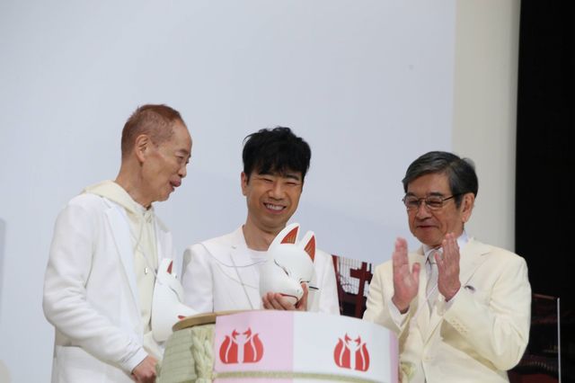 小関裕太、さわやかすぎる笑顔！『みをつくし料理帖』公開記念舞台あいさつ（17枚目）