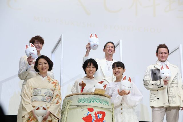 小関裕太、さわやかすぎる笑顔！『みをつくし料理帖』公開記念舞台あいさつ（18枚目）