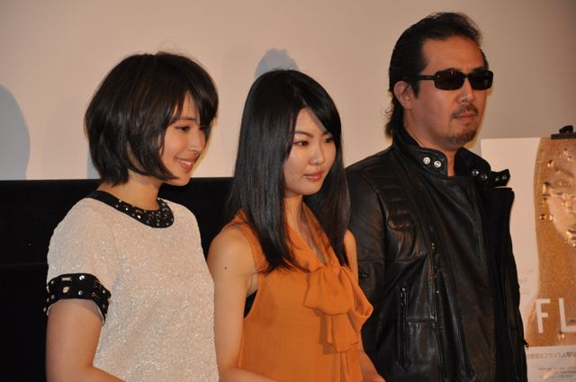 福田麻由子＆広瀬アリスが海外合作に意欲！『フレア』舞台あいさつフォトギャラリー（4枚目）