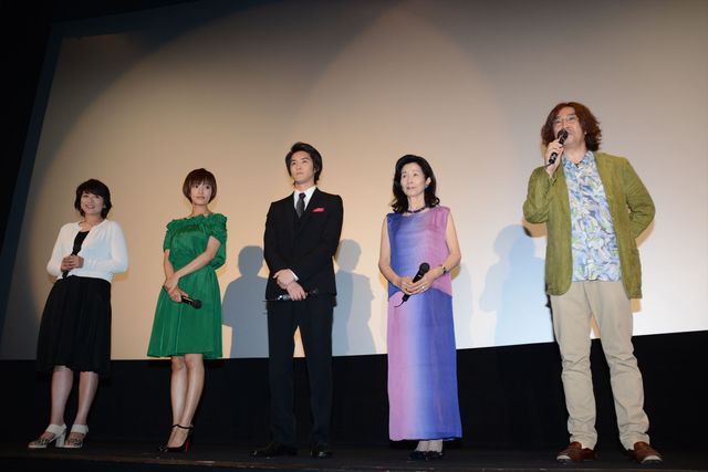 夏菜も詰め寄る…映画『鏡の中の笑顔たち』初日舞台あいさつ【フォトギャラリー】（12枚目）