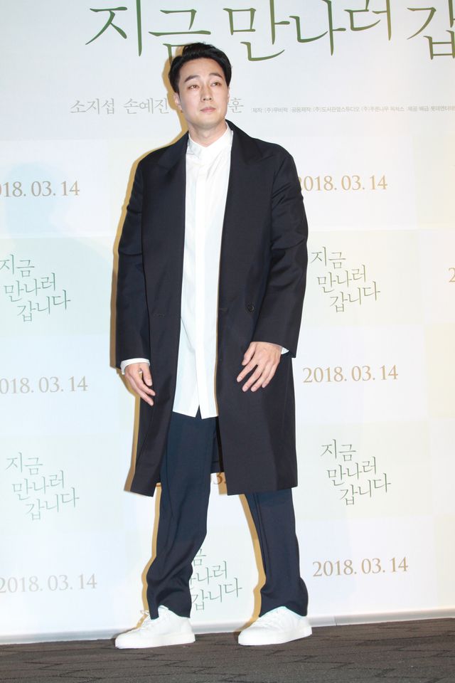 美脚のソン・イェジン＆ソ・ジソブ腕組み2ショット（5枚目）