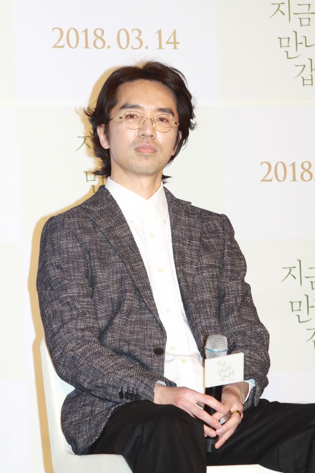 美脚のソン・イェジン＆ソ・ジソブ腕組み2ショット（9枚目）