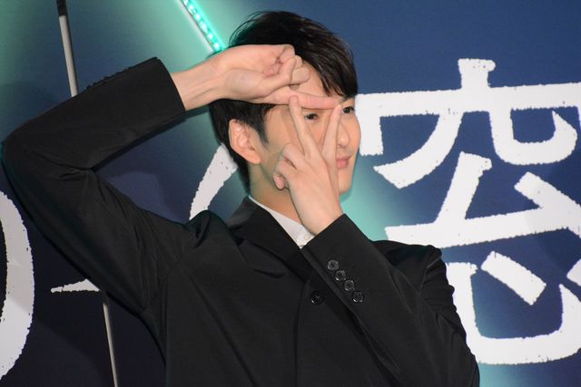 岡田将生＆志尊淳＆平手友梨奈＆滝藤賢一登壇『さんかく窓の外側は夜』完成披露試写会舞台あいさつ（6枚目）