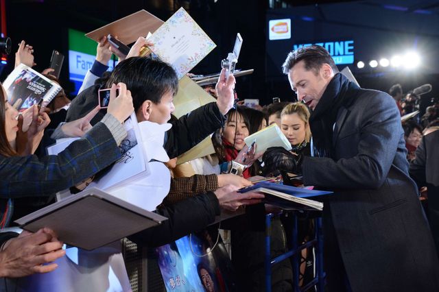 ヒュー・ジャックマン、日本のファンに大大大サービス中！：フォトギャラリー