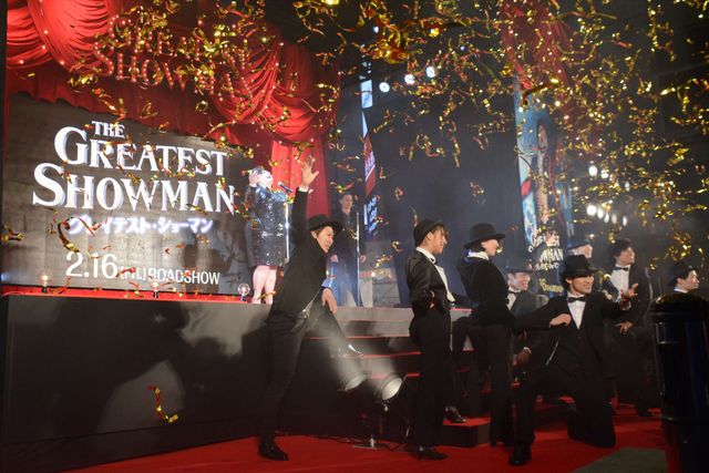 ヒュー・ジャックマン、日本のファンに大大大サービス中！（18枚目）