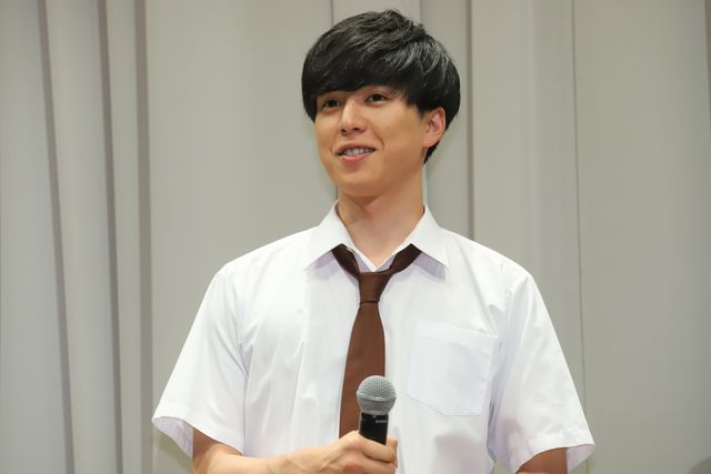 玉城ティナ＆堀田真由、制服姿で登場！「受験ゾンビ」完成披露試写会（2枚目）