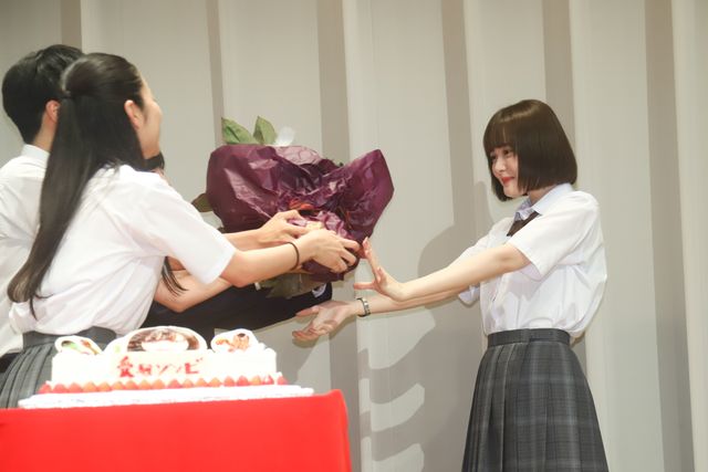 玉城ティナ＆堀田真由、制服姿で登場！「受験ゾンビ」完成披露試写会（8枚目）