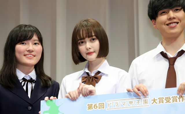 玉城ティナ＆堀田真由、制服姿で登場！「受験ゾンビ」完成披露試写会（13枚目）