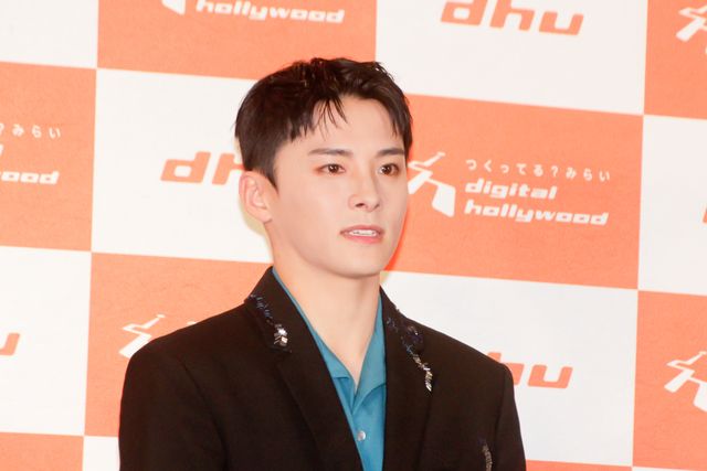 JO1・川西拓実＆桜田ひより、新入生約320人の前にサプライズ登場！（17枚目）