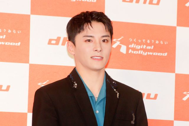 JO1・川西拓実＆桜田ひより、新入生約320人の前にサプライズ登場！（18枚目）