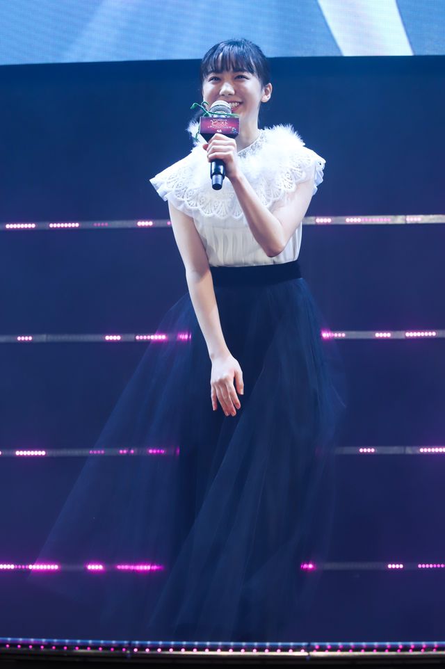 エディ・レッドメインのハートポーズ！『ファンタスティック・ビーストとダンブルドアの秘密』ライトアップ・ファンナイト（14枚目）