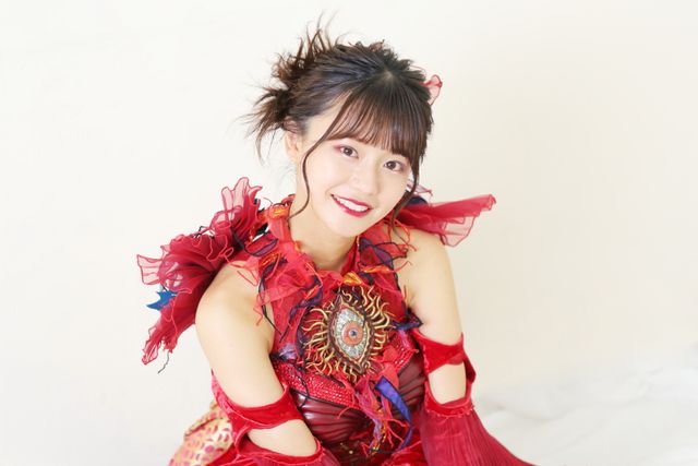 アギレラ様ドレスが似合う！『仮面ライダーリバイス』浅倉唯インタビュー撮り下ろしカット（2枚目）