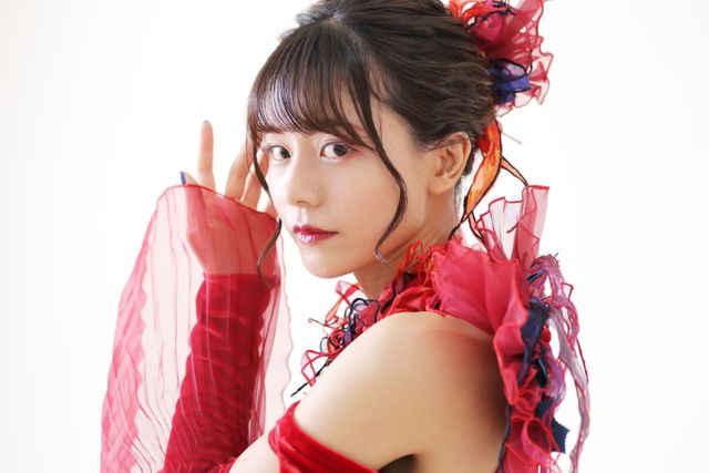 アギレラ様ドレスが似合う！『仮面ライダーリバイス』浅倉唯インタビュー撮り下ろしカット（7枚目）