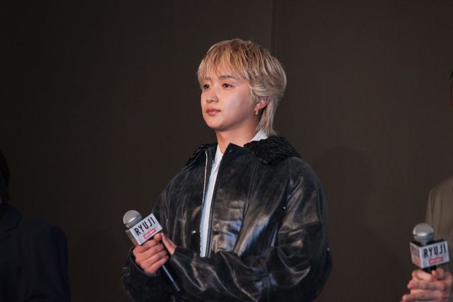 柳楽優弥・川栄李奈・萩原利久・JUNON（BE:FIRST）ら『RYUJI 竜二』初日舞台挨拶の様子（7枚目）