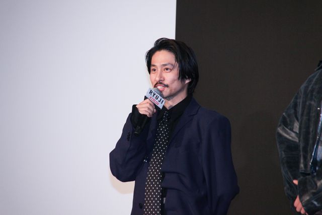 柳楽優弥・川栄李奈・萩原利久・JUNON（BE:FIRST）ら『RYUJI 竜二』初日舞台挨拶の様子（8枚目）
