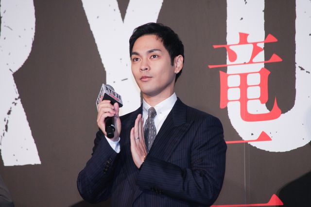 柳楽優弥・川栄李奈・萩原利久・JUNON（BE:FIRST）ら『RYUJI 竜二』初日舞台挨拶の様子（14枚目）