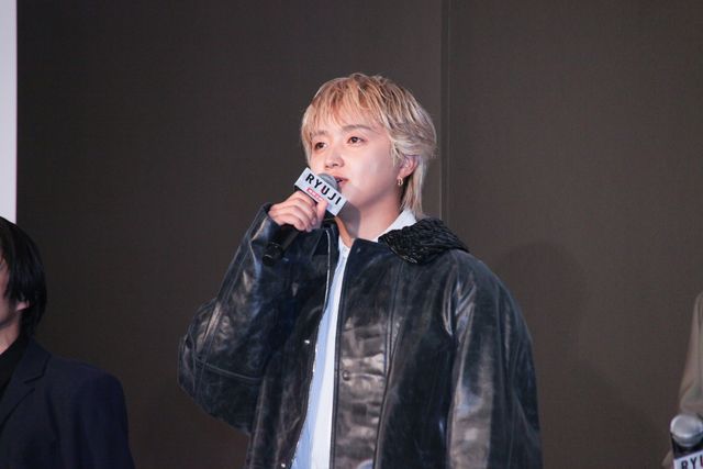 柳楽優弥・川栄李奈・萩原利久・JUNON（BE:FIRST）ら『RYUJI 竜二』初日舞台挨拶の様子（16枚目）