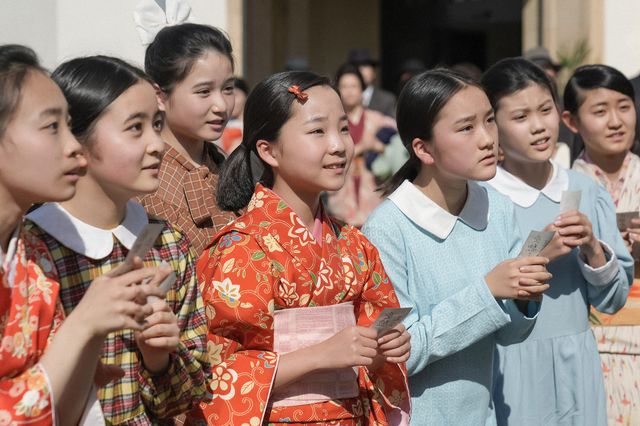 稽古に励み…「ブギウギ」第4回の場面写真：フォトギャラリー