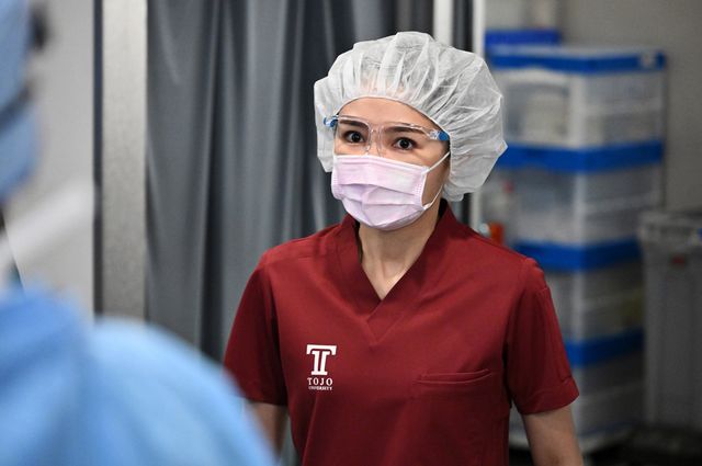 13歳の少女と賭け…「ブラックペアン2」【第2話場面写真】（11枚目）