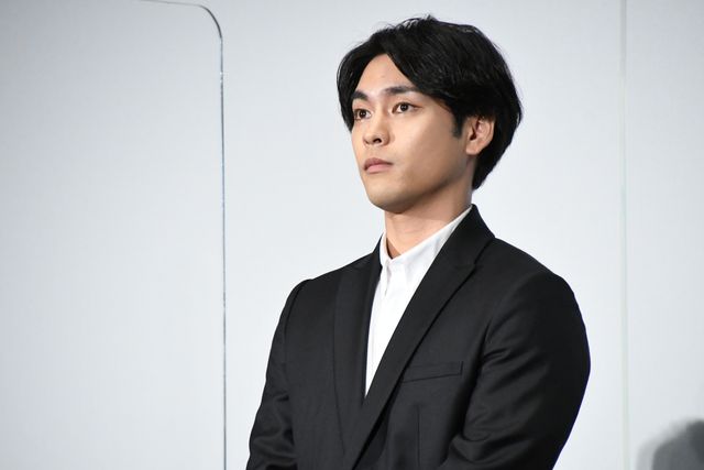 柳楽優弥＆有村架純が三浦春馬さんの思い出を語る『映画　太陽の子』公開初日舞台あいさつ（8枚目）