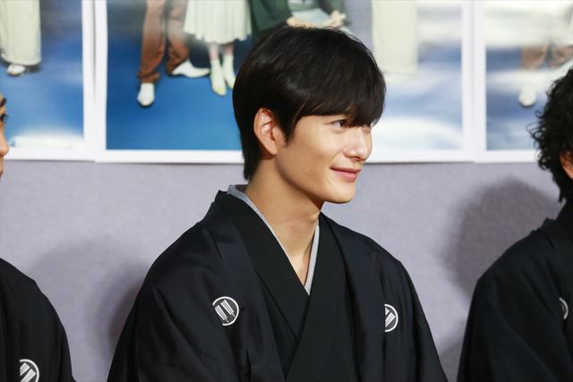 岡田将生、竜星涼、山崎育三郎の袴姿が麗しすぎ！ドラマ「昭和元禄落語心中」試写会（9枚目）