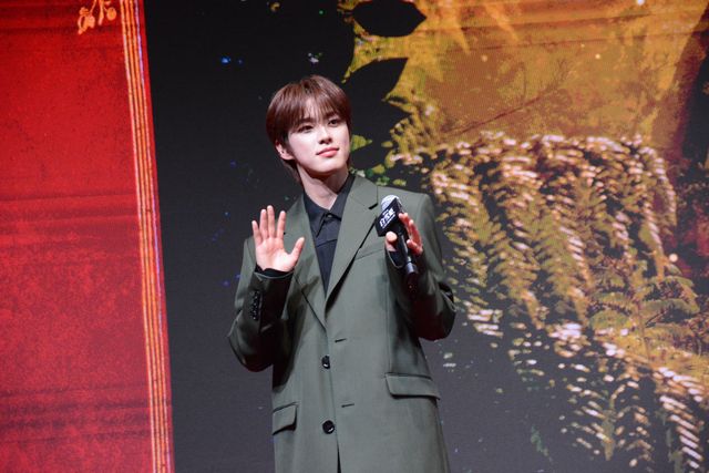 吉柳咲良＆JO1河野純喜が出席！『白雪姫』プレミアム吹替版ジョナサン役声優お披露目イベント（15枚目）