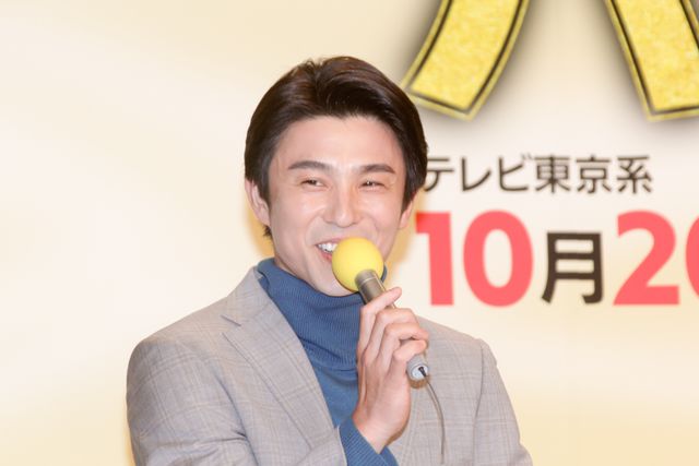 篠原涼子、ジャージ姿で登場！山崎育三郎、高橋克典らと「ハイエナ」記者会見（10枚目）