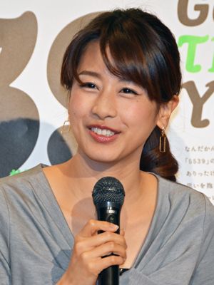 笑顔で舞台裏を明かしたフジテレビ加藤綾子アナウンサー