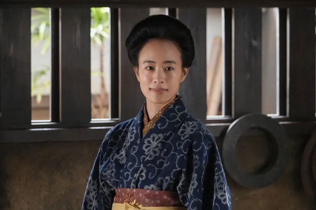 主人公の葉野珠を演じる石橋静河。