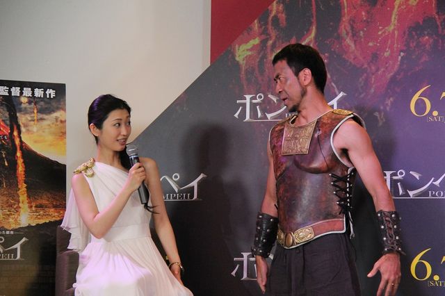 壇蜜が脇見せ…フォトギャラリー（9枚目）