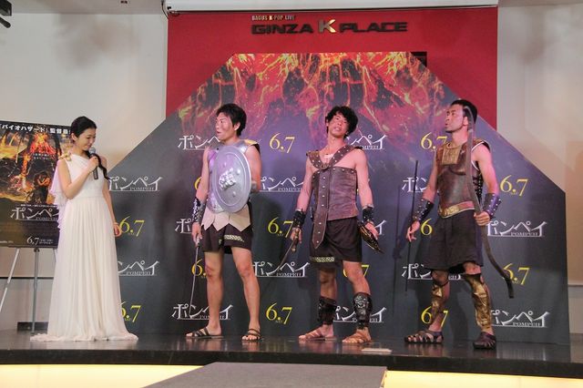 壇蜜が脇見せ…フォトギャラリー（11枚目）